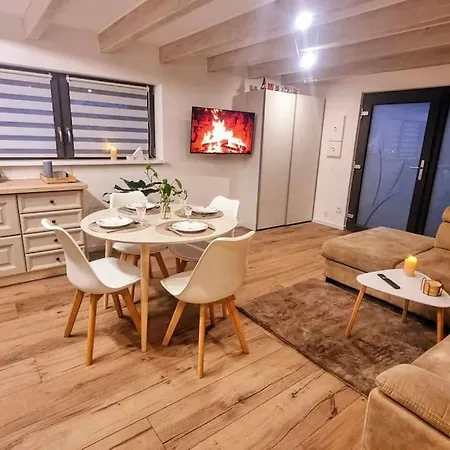 L'abri Des Renards Mauvaise Annonce Hébergement de vacances *